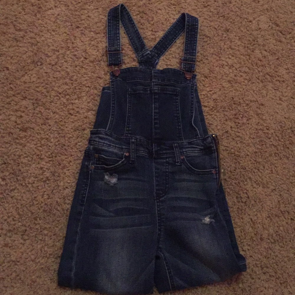 Jean overalls from tillys 💖❤️